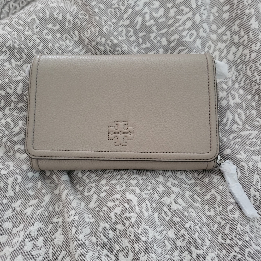 Tory Burch Crossbody in Gray